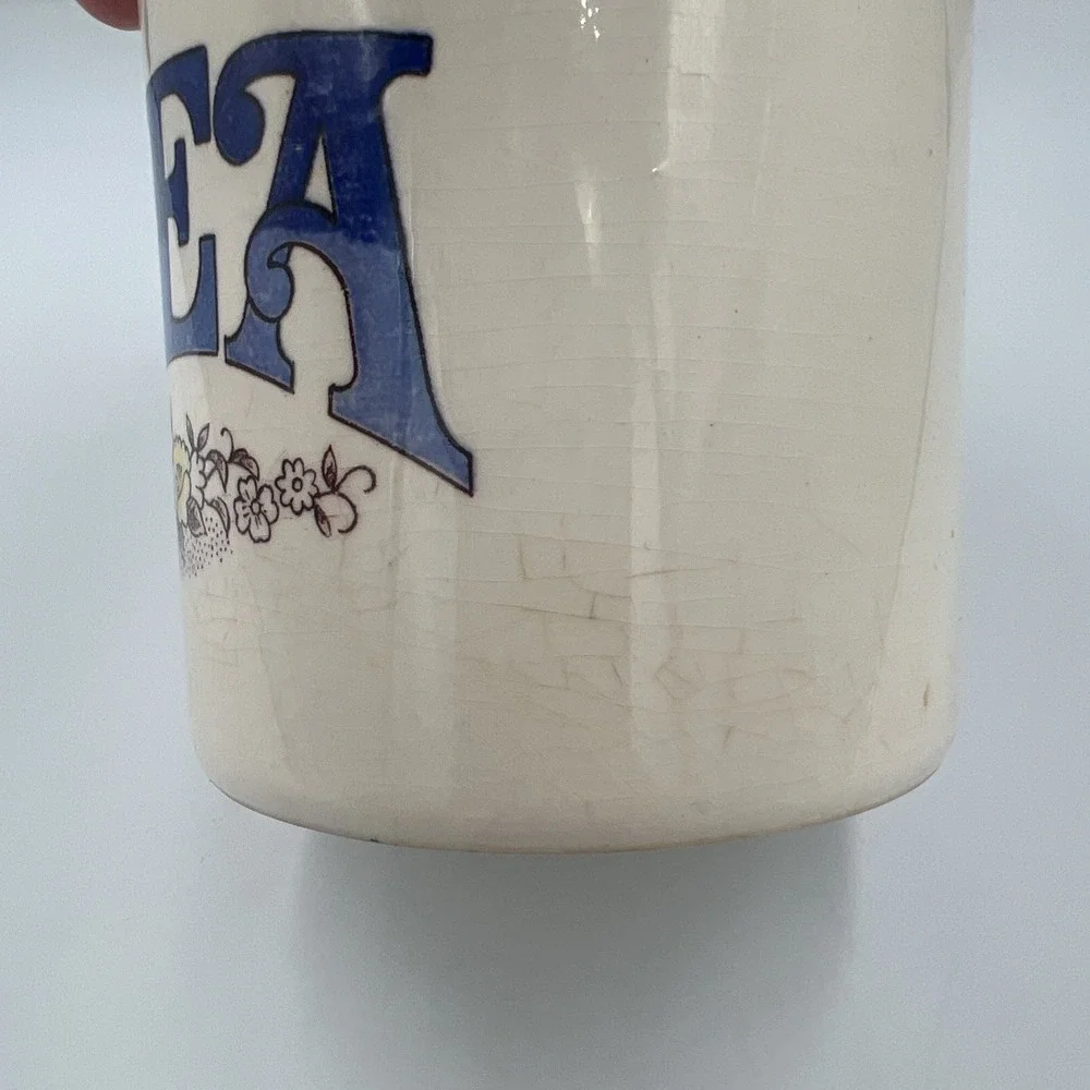 Vintage Glazed Ceramic Tea Canister‎ White Floral Blue Brown Lid Cabin Cottage